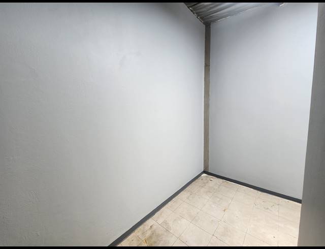 196M² WAREHOUSE TO LET IN WADEVILLE